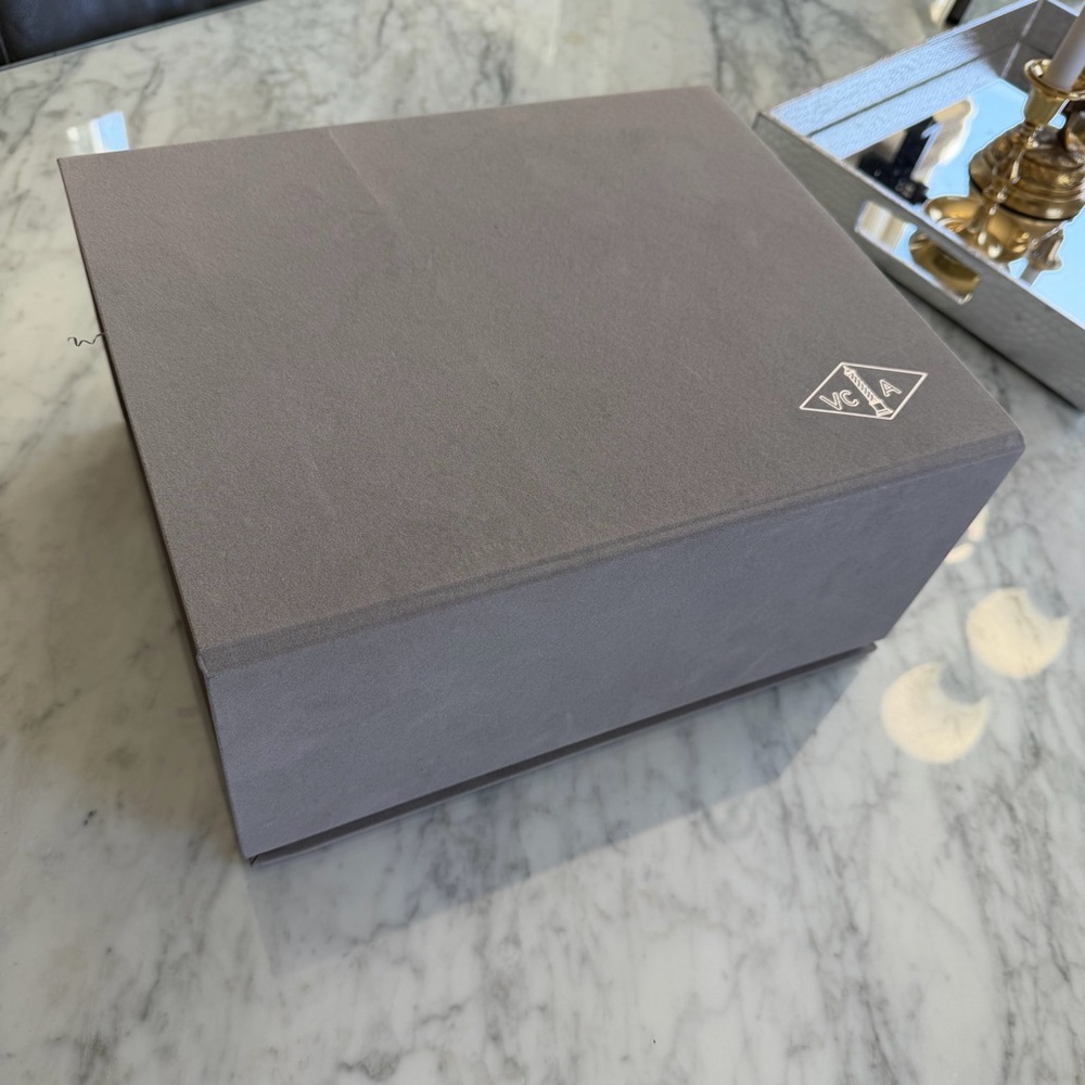 Large velvet Van Cleef and Arpels jewelry storage box brand new